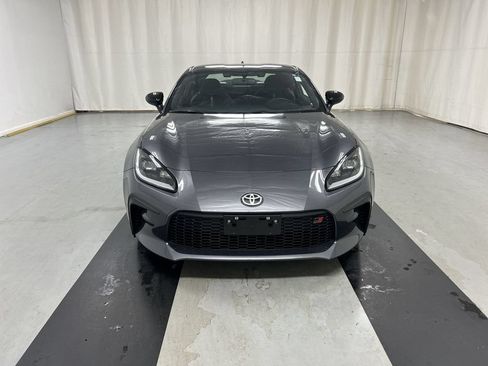 Used 2026 Toyota GR86 Premium w/ ALL Weather Mat Package (TMS) RWD image 3