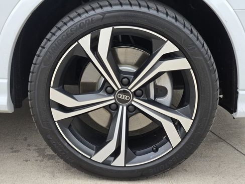 Certified 2023 Audi Q3 2.0T Premium Plus w/ Premium Plus Package AWD/4WD image 16