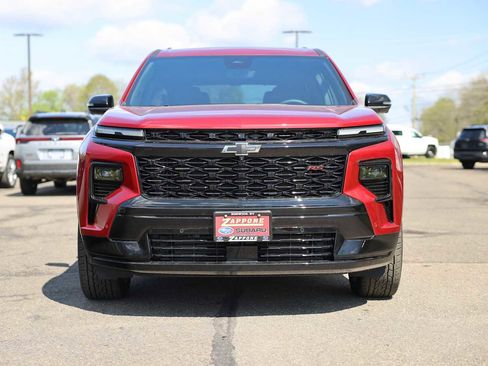 Used 2026 Chevrolet Traverse RS w/ LPO, Floor Liner Package AWD/4WD image 8