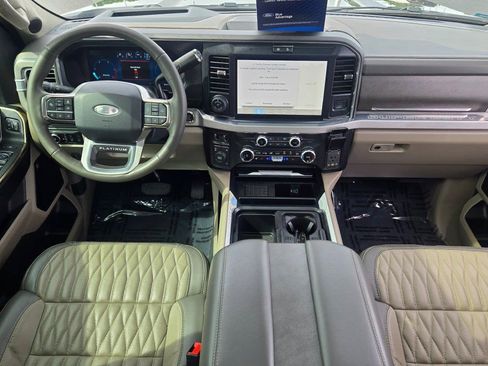 Certified 2025 Ford F450 Platinum w/ Platinum Plus Package AWD/4WD image 25