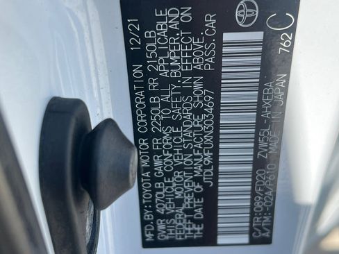 Certified 2022 Toyota Prius LE image 25