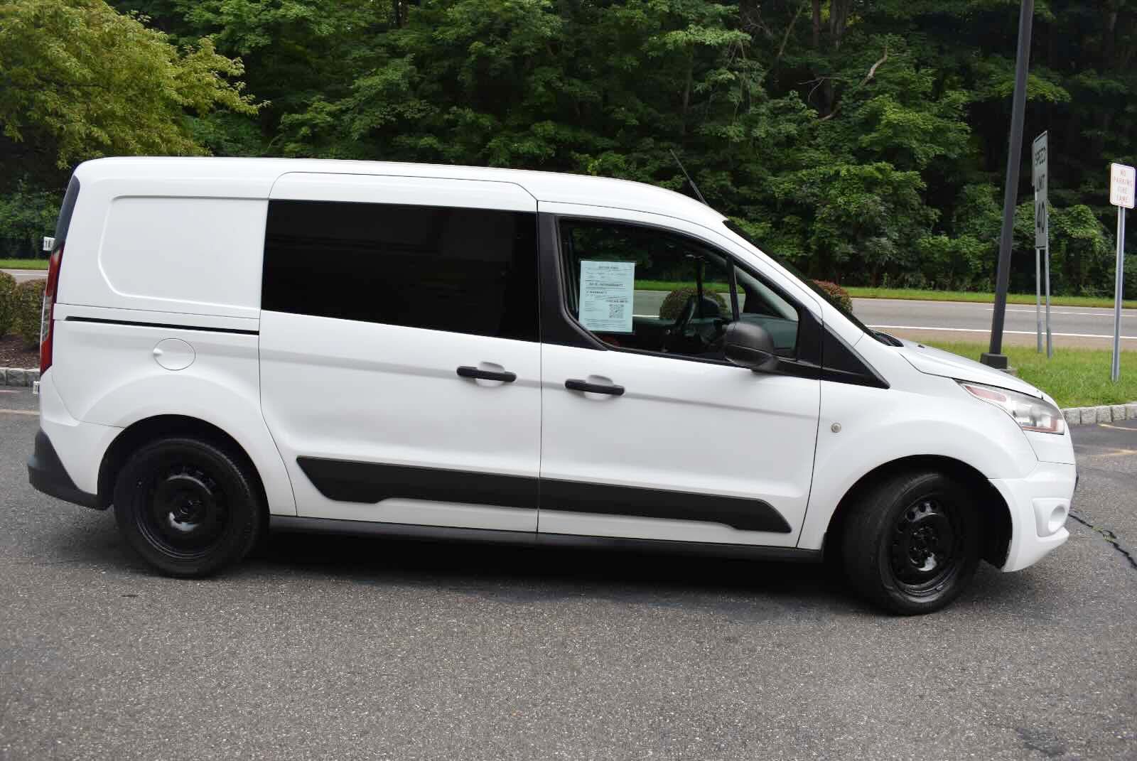 Used 2016 Ford Transit Connect XLT FWD image 3