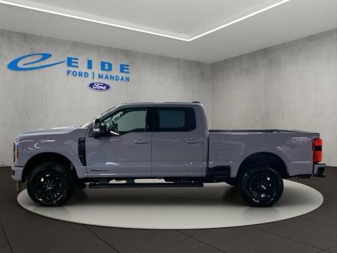 New 2026 Ford F350 Lariat w/ Black Appearance Package AWD/4WD image 7