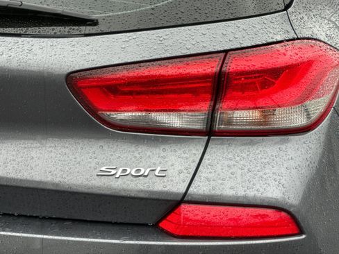 Used 2018 Hyundai Elantra GT Sport w/ Sport Tech Package 04 image 23