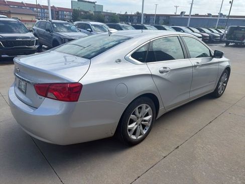 Used 2020 Chevrolet Impala LT FWD image 4