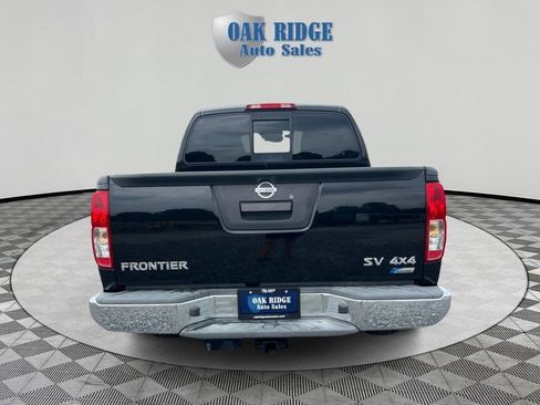 Used 2017 Nissan Frontier SV AWD/4WD image 6