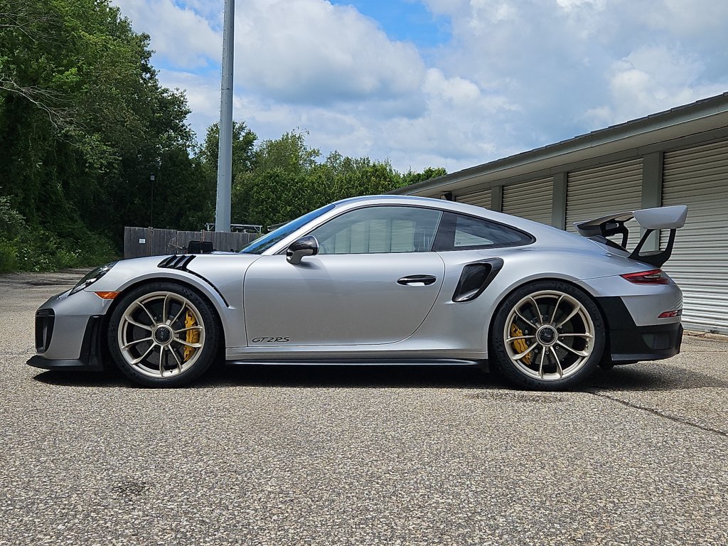 Certified 2019 Porsche 911 GT2 RS RWD image 2