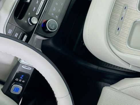 New 2026 Hyundai Palisade Calligraphy FWD image 15