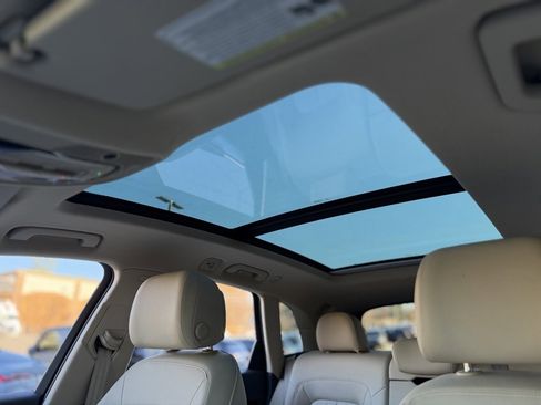 Used 2019 Audi Q5 Prestige w/ Prestige Package image 53