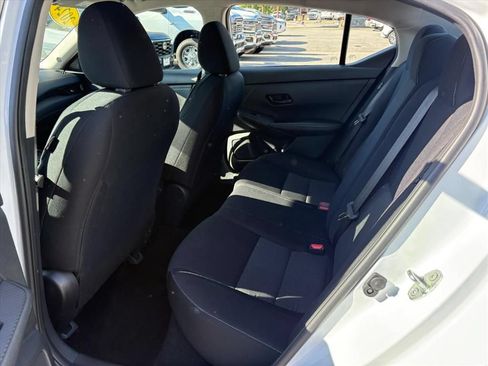 Used 2024 Nissan Sentra SV FWD image 19