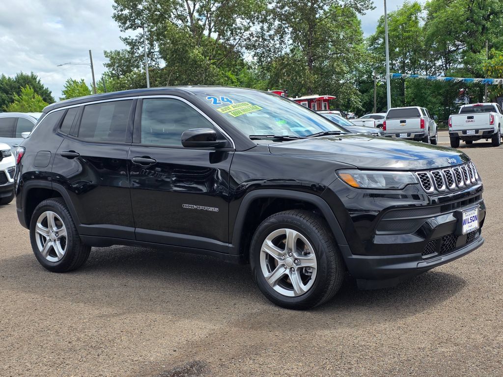 Used 2024 Jeep Compass Sport AWD/4WD image 24