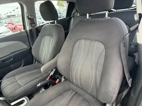 Used 2014 Chevrolet Sonic LT FWD image 7