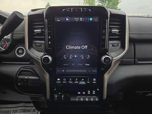 Used 2024 RAM 2500 Laramie w/ Safety Group AWD/4WD image 14