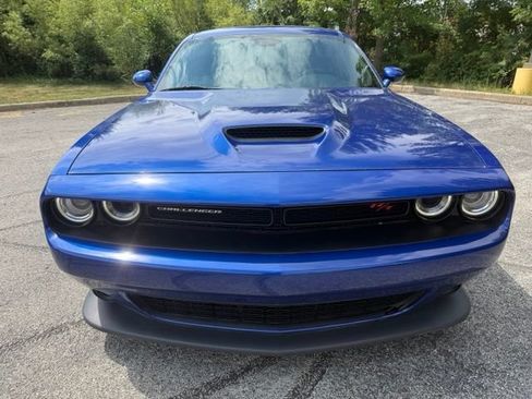 Used 2018 Dodge Challenger R/T Scat Pack w/ Leather Interior Group RWD image 7