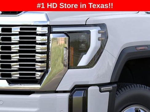 New 2026 GMC Sierra 3500 Denali w/ Denali Reserve Package image 10