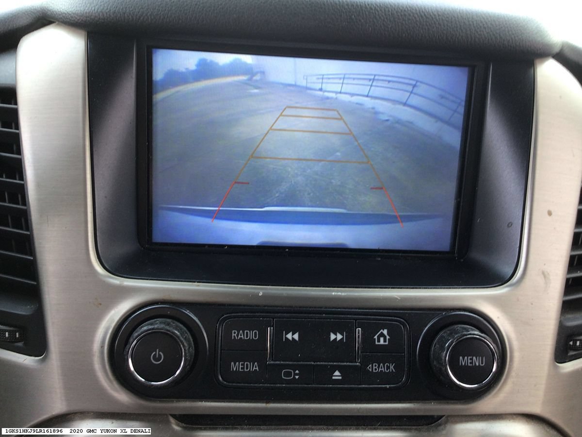 Used 2020 GMC Yukon XL Denali w/ Denali Ultimate Package RWD image 10