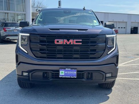 Used 2025 GMC Sierra 1500 Elevation image 9