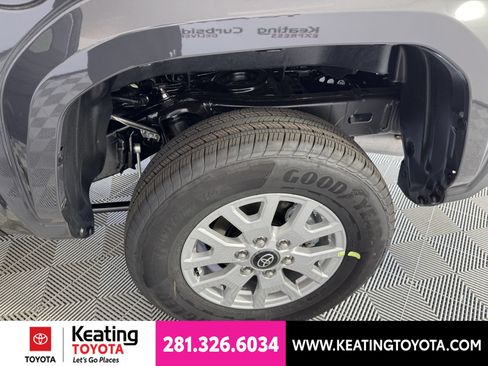Used 2026 Toyota Tacoma SR5 AWD/4WD image 15