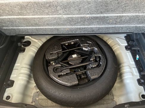 Used 2021 Hyundai Kona SE AWD/4WD image 12