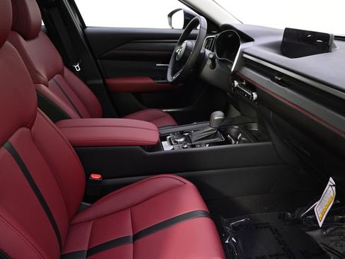 Used 2026 MAZDA CX-50 AWD 2.5 Hybrid w/ Premium Pkg image 16