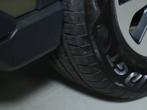 Certified 2023 Subaru Outback Premium image 36