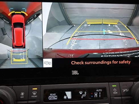 Used 2025 Toyota Grand Highlander AWD Hybrid image 31