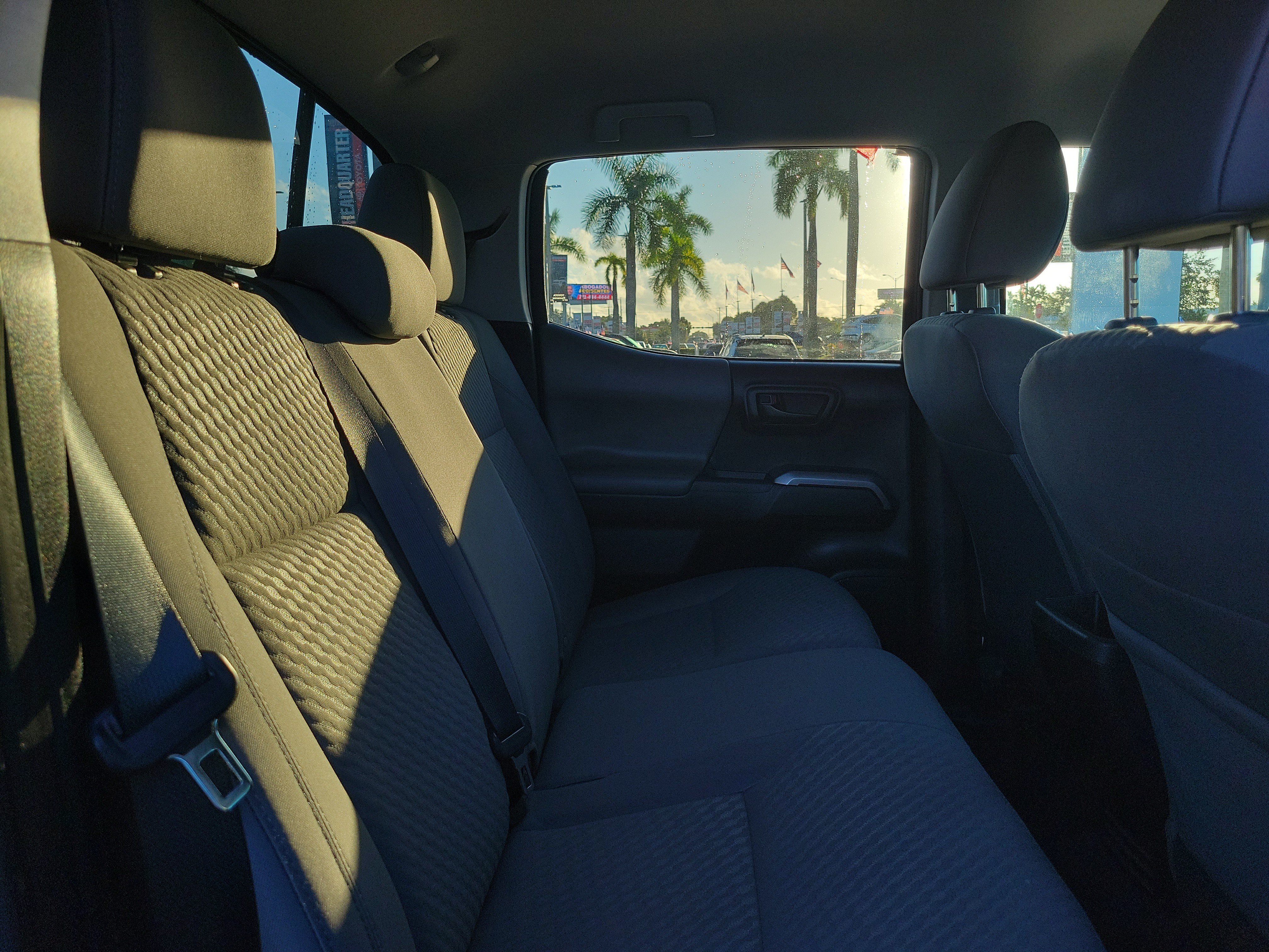 Used 2021 Toyota Tacoma SR5 RWD image 15
