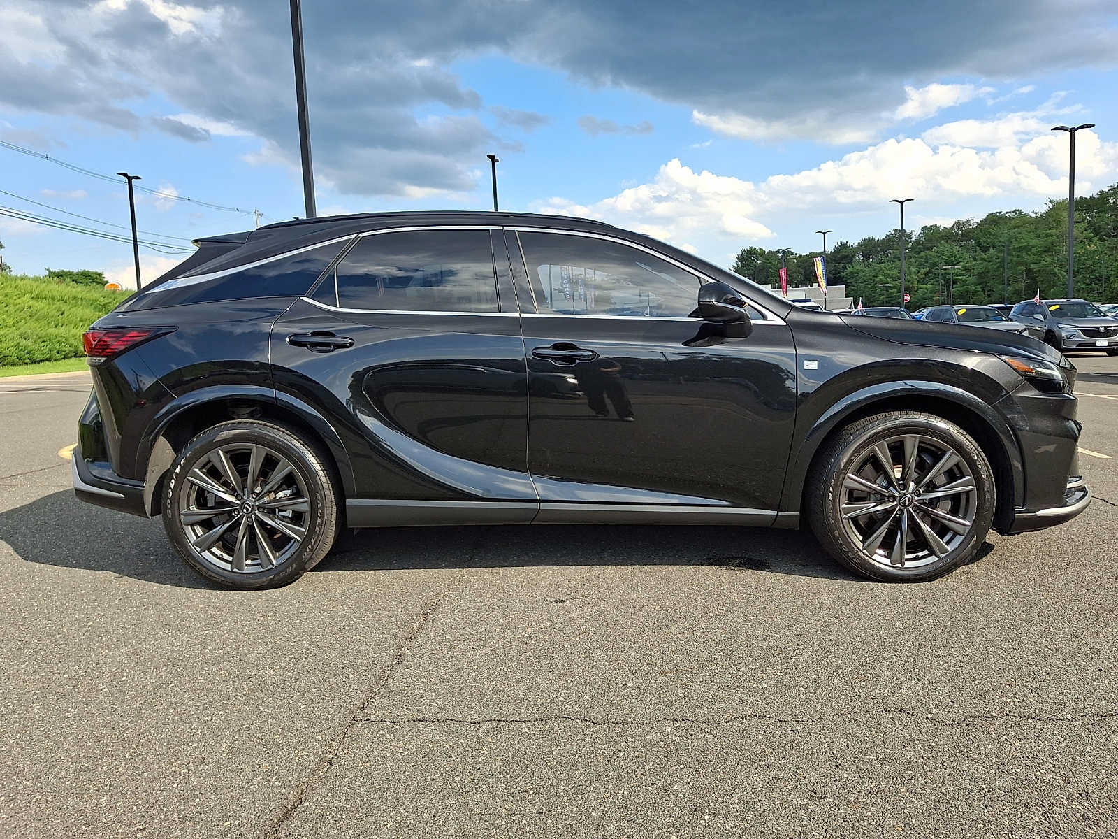 Used 2023 Lexus RX 350 F Sport w/ Accessory Package AWD/4WD image 7