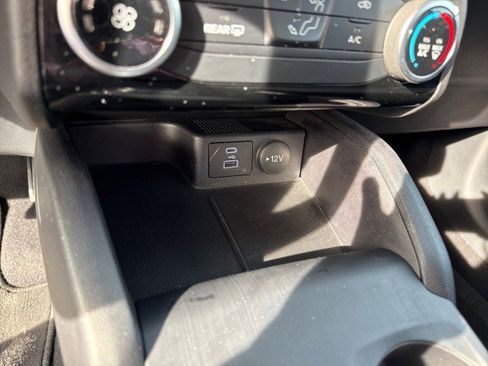 Used 2022 Ford Escape SE AWD/4WD image 23