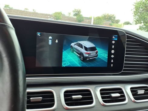 Used 2021 Mercedes-Benz GLE 350 4MATIC image 10