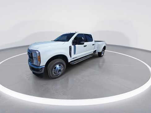 New 2026 Ford F350 XLT image 4