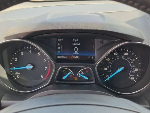 Used 2019 Ford Escape Titanium w/ U9j03 - Titanium Tow Package AWD/4WD image 17