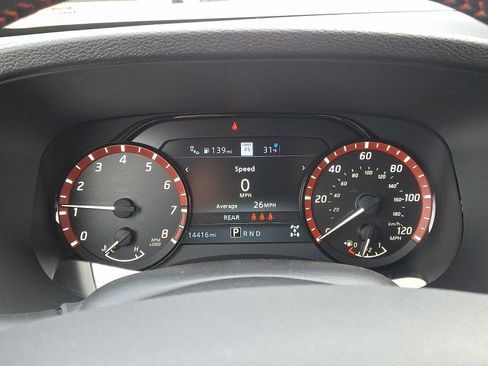 Used 2024 Nissan Frontier PRO-4X w/ Technology Package image 18