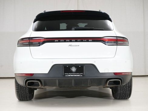 Used 2020 Porsche Macan image 20