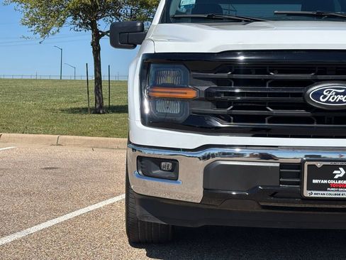 Used 2025 Ford F150 XLT w/ Equipment Group 301A Standard RWD image 4