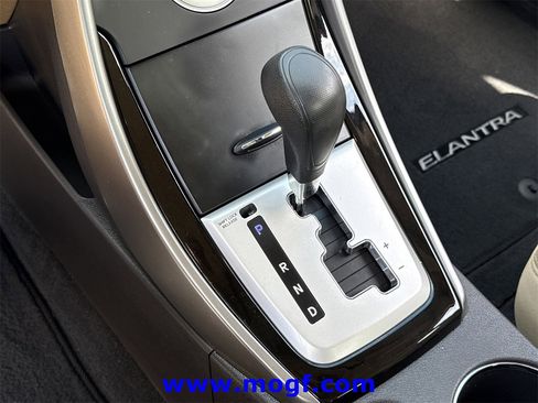 Used 2012 Hyundai Elantra GLS w/ Preferred Pkg 3 image 7