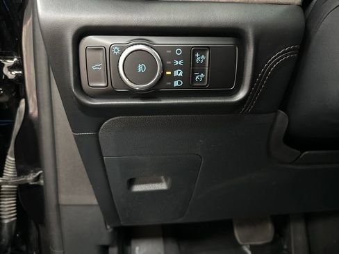 Used 2024 Ford Explorer Platinum w/ Technology Package image 33