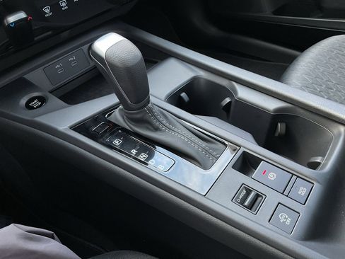 New 2026 Nissan Sentra SV image 32