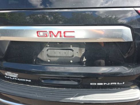 Used 2024 GMC Yukon Denali AWD/4WD image 21