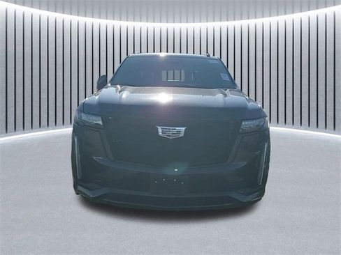 Used 2022 Cadillac Escalade Sport Platinum image 14