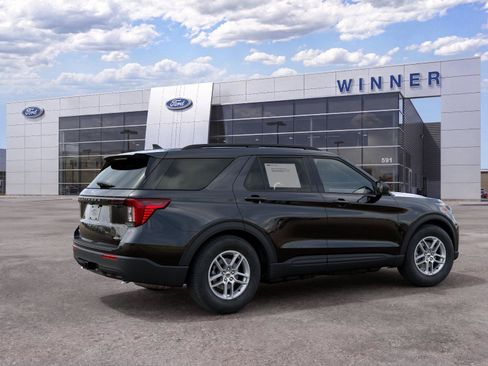 New 2027 Ford Explorer Active AWD/4WD image 6