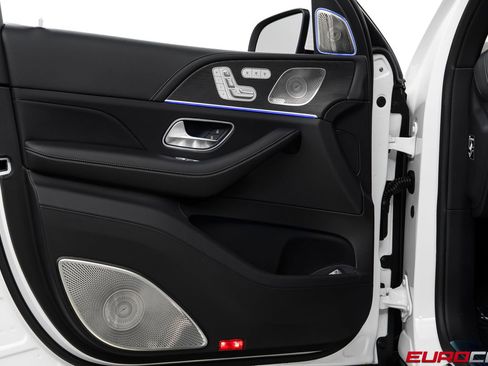 Used 2026 Mercedes-Benz Maybach GLS 600 Maybach GLS 600 *5-SEAT CONFIG image 24