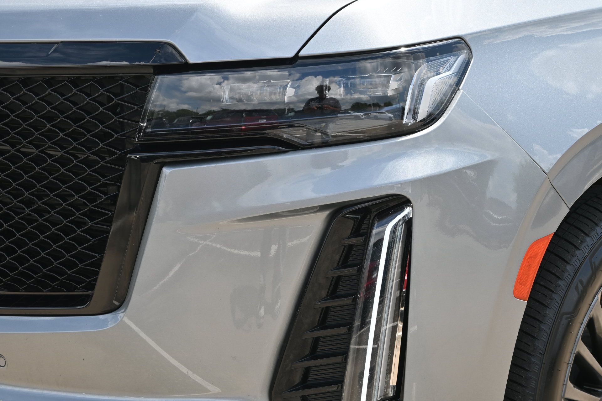 Certified 2023 Cadillac Escalade V AWD/4WD image 27