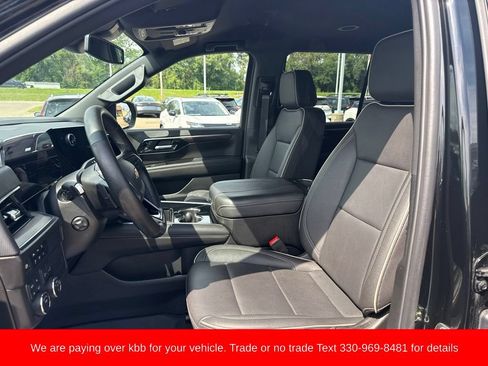 Used 2025 Chevrolet Tahoe Premier AWD/4WD image 18