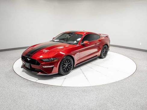 Used 2019 Ford Mustang GT Premium w/ GT Performance Package RWD image 32