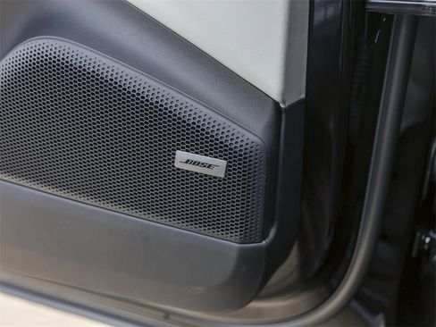 New 2025 Porsche Macan Turbo Electric image 28