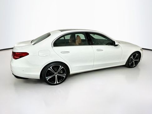 Used 2025 Mercedes-Benz C 300 Sedan image 10