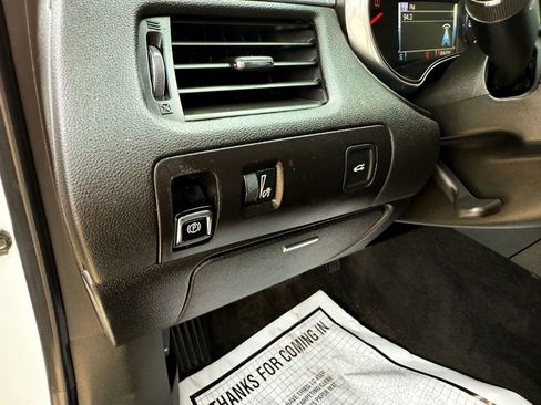 Used 2017 Chevrolet Impala LT image 15