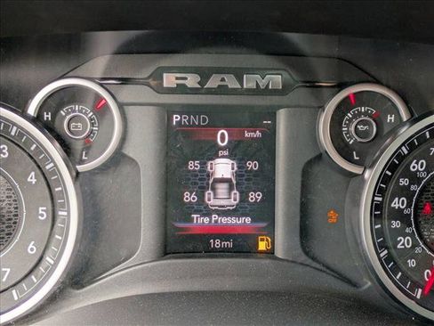 New 2026 RAM 2500 Big Horn AWD/4WD image 11