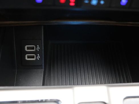 Used 2020 Ford F150 Lariat w/ Lariat Bed Utility Package image 29